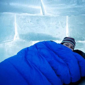 schlafsack-iglu-effizienzhaus-suze-photocase