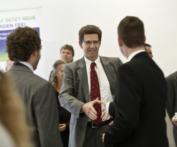 dr.-ing.-volker-kienzlen-kea-im-gespraech