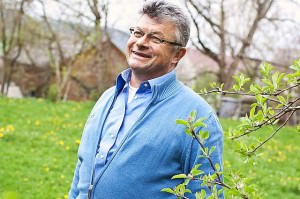 Siegfried Müller heizt sein Haus mit Wärme aus dem Abwasserkanal