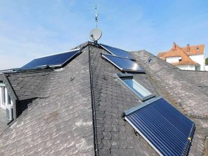 Stadtvilla mit Solarwärme-Anlage in Freiburg
