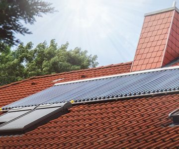 Aqua-Plasma-Kollektor auf dem Dach