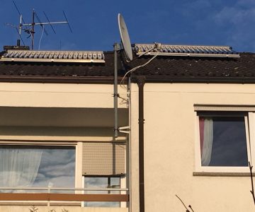 Projekt des Monats 2 2018 Arnold Reihenhaus Paradigma Solarthermie-Kollektoren