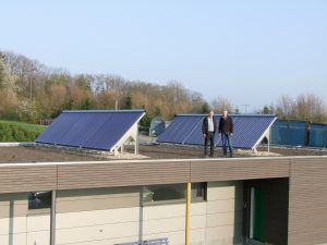 HdM Joachim Knetzger plus Kunde Friedrich Layher Flachdach