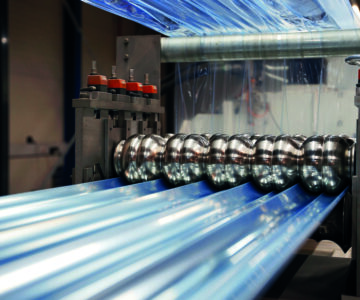 CPC_Spiegel_Produktion_Schutzfolie_abziehen_Ritter