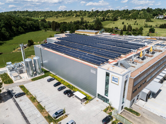 Deutschlands größte Solarthermie Dachanlage von Ritter Energie