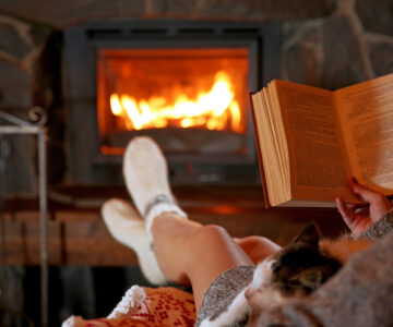 Mit Holz sauber heizen_Kaminfeuer anzuenden Tipps