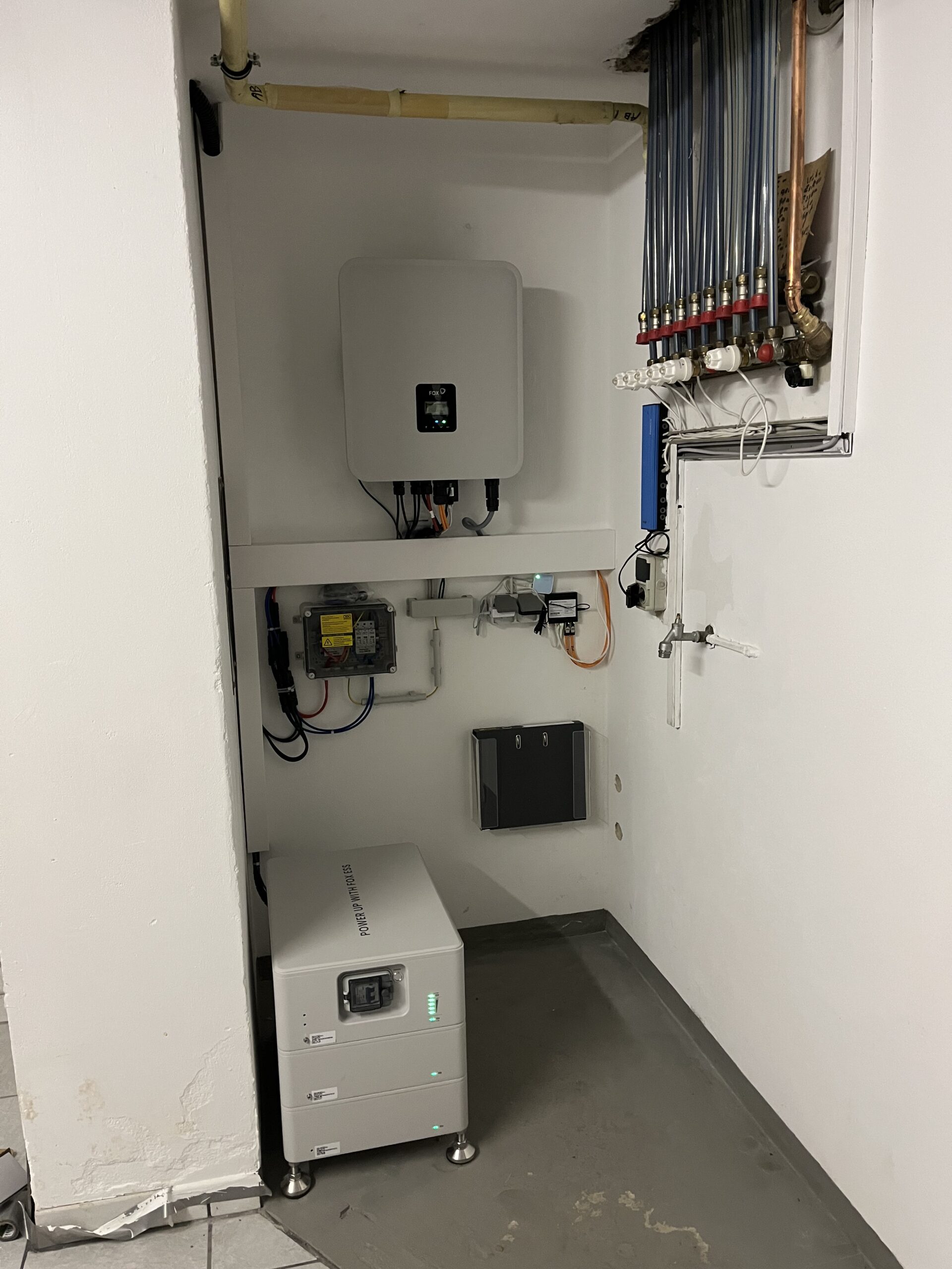 Paradigma Projekt des Monats Bostelmann & Euhus_Batteriespeicher und PV-Regelung