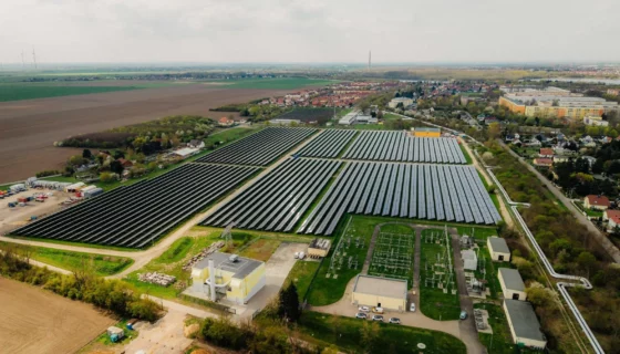Deutschlands größte Solarthermieanlage made by Ritter XL Solar läuft seit Mitte Juni in Leipzig